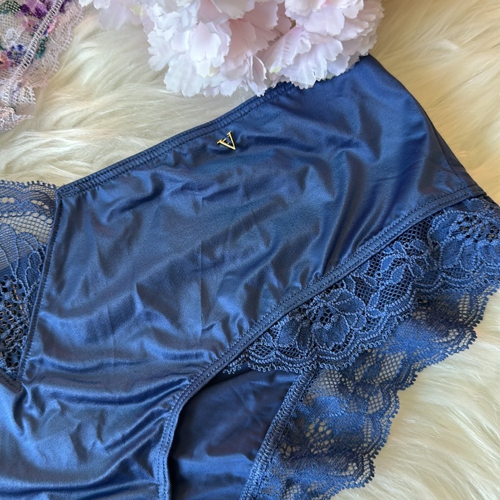 Victoria’s Secret Panties - Picture 3 of 11